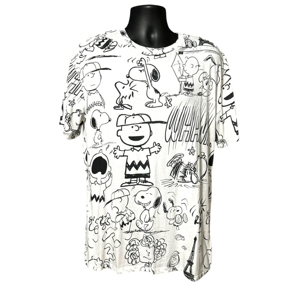 Elevenparis Peanuts Charlie Brown Snoopy Graphic T-Shirt